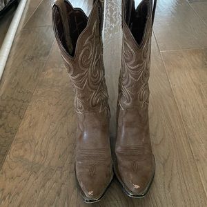 DURANGO Womens cowboy boots